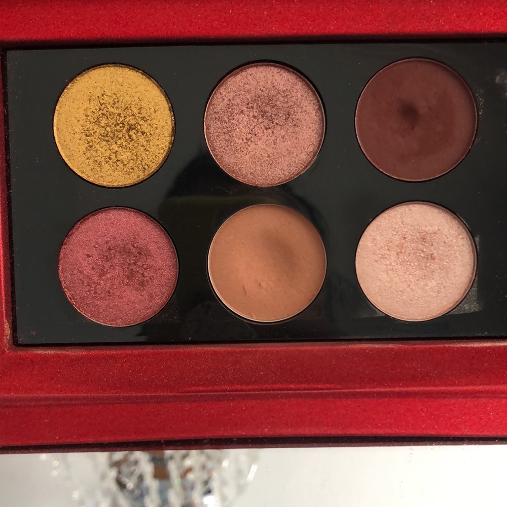 PatMcgrath mothership sublime eyeshadow palette.